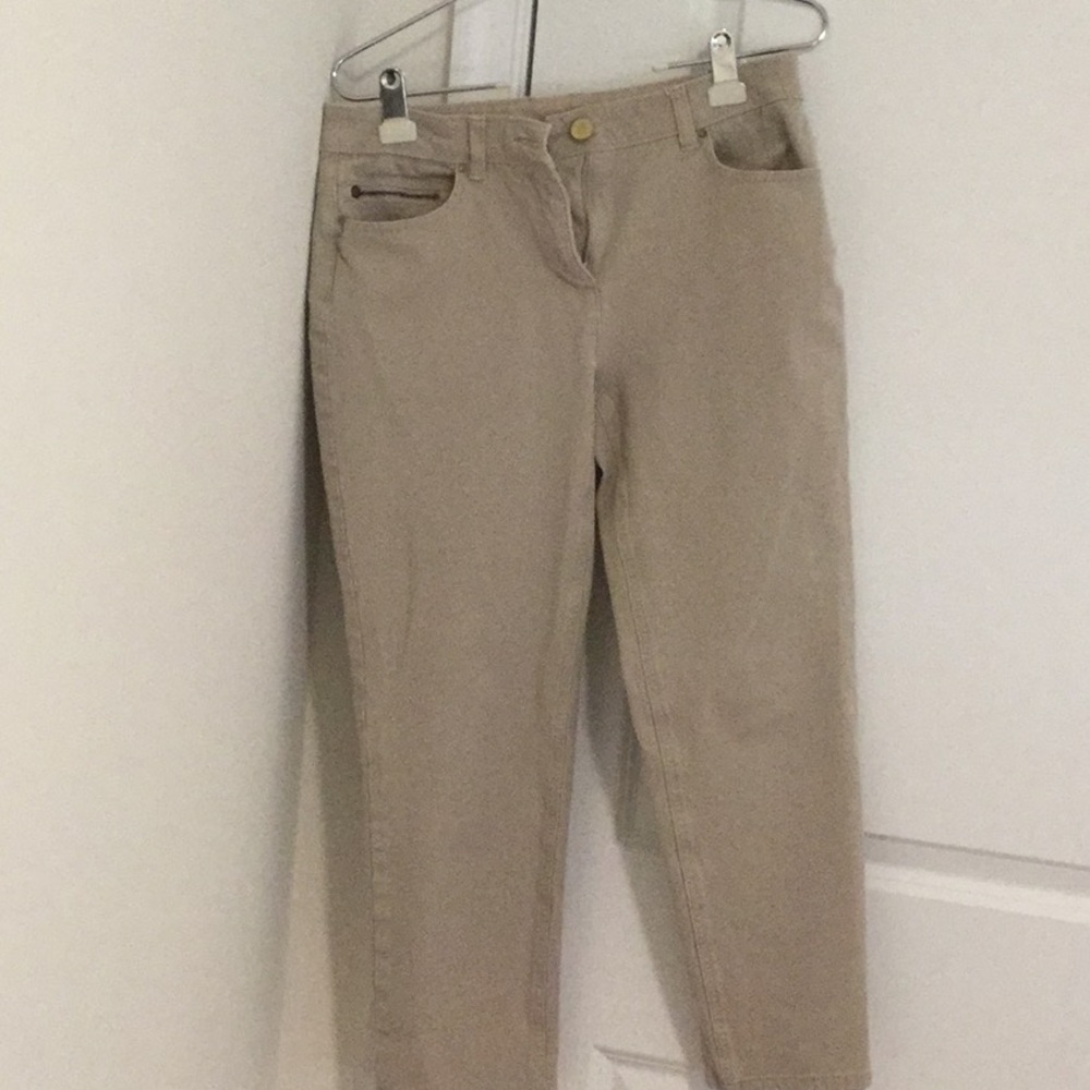 Chico’s So Slimming tan crop pants